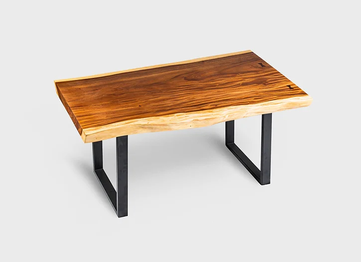 שולחן עץ מלא - ארי
