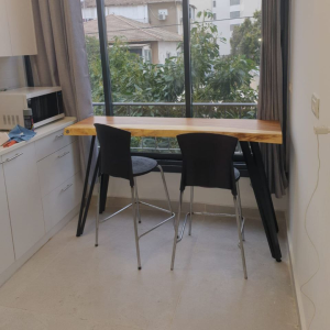שולחן בר מעץ אקציה